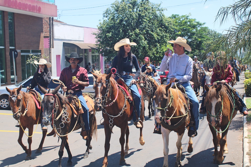 14° Cavalgada Cultural de Moreira Sales reuniu centenas de cavaleiros e amazonas da região